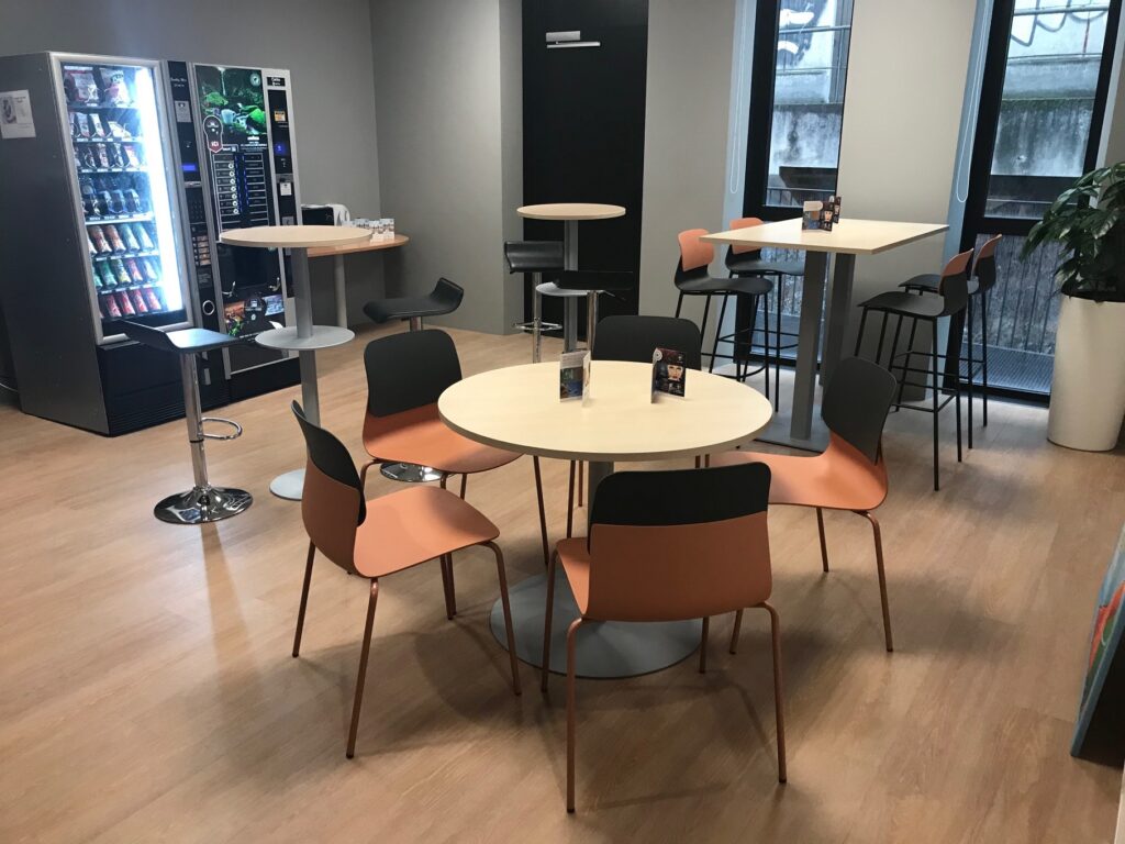 amenagement-cafeteria-villefranche-sur-saone